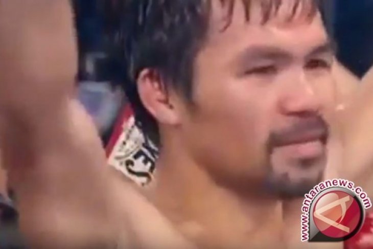 Manny Pacquiao menang angka atas Keith Thurman