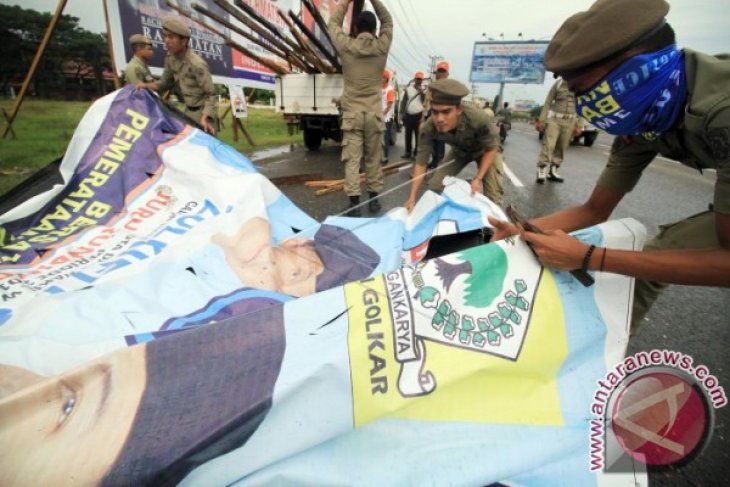 Panwaslih Lhokseumawe tertibkan 472 apk melanggar