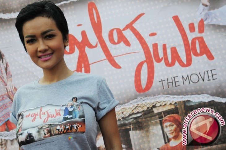 Sahabat Sahabat Julia Perez Galang Dana Peduli Jupe Antara News Gorontalo