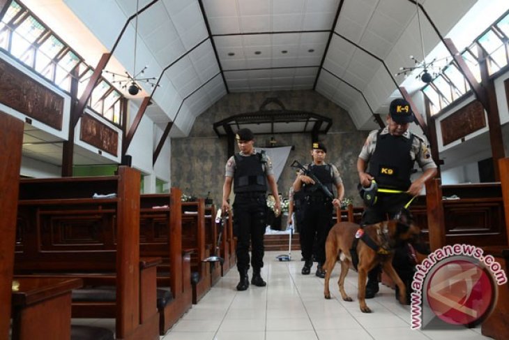 1.250 personel Poltabes Medan dikerahkan amankan gereja