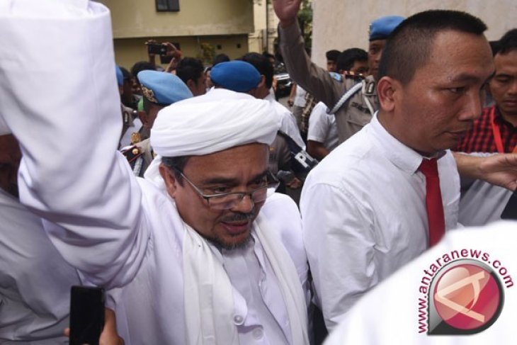 FPI dan Habib Rizieq bukan ancaman, pemerintah tak perlu berlebihan