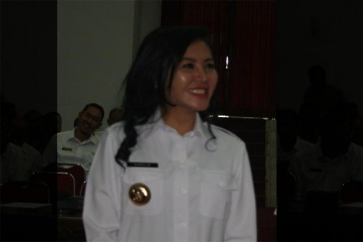 Bupati Landak penuhi panggilan Polres Mempawah