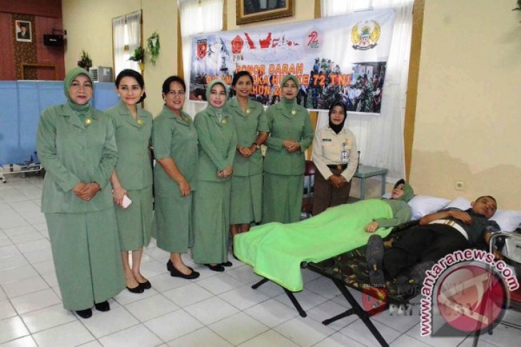 Kodam Pattimura Gelar Donor Darah Khitanan Massal