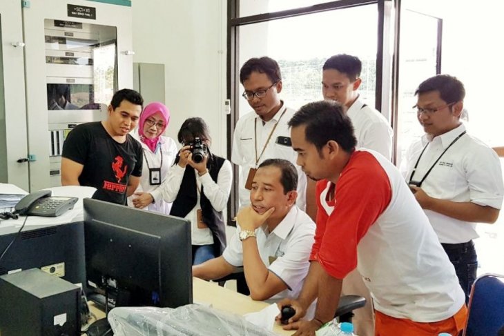 PLN operasikan Gardu Induk dan transmisi baru