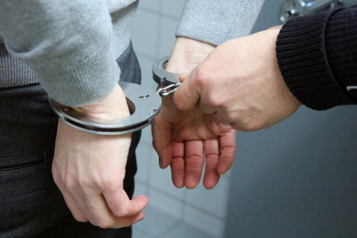 Polisi ciduk empat oknum polisi lakukan penyekapan dan pemerasan