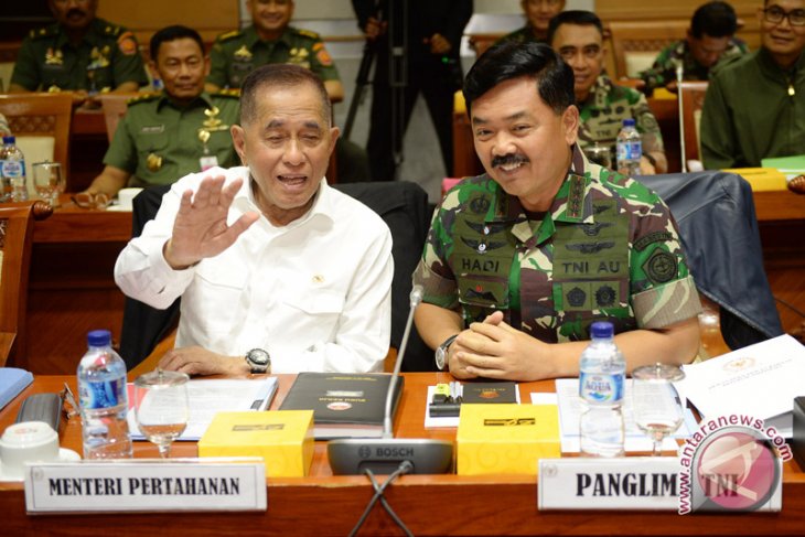 Menhan: penanggulangan terorisme ancam negara perlu libatkan TNI
