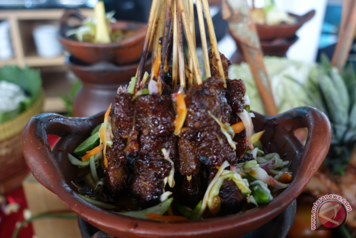 Mbeek! Menikmati hidangan serba kambing