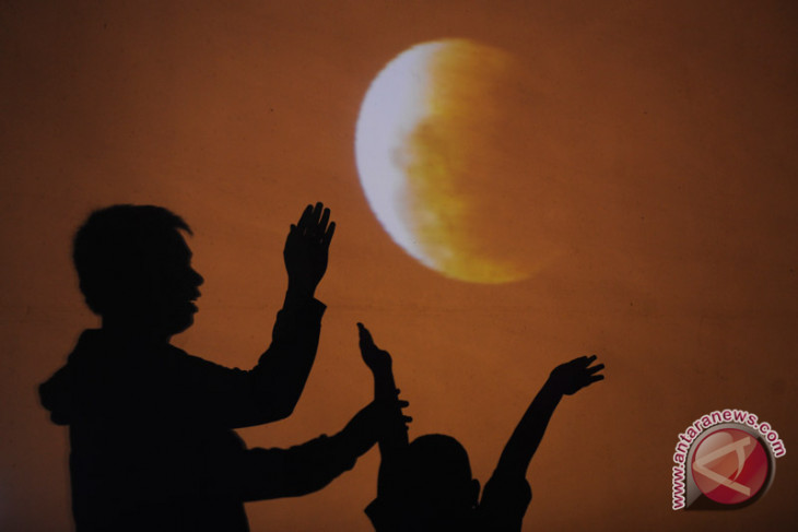 Gerhana bulan 27 Juli terlama kedua abad ini