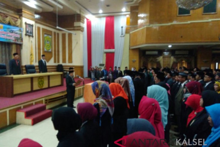 Wali kota Banjarmasin Ibnu Sina lantik 176 pejabat