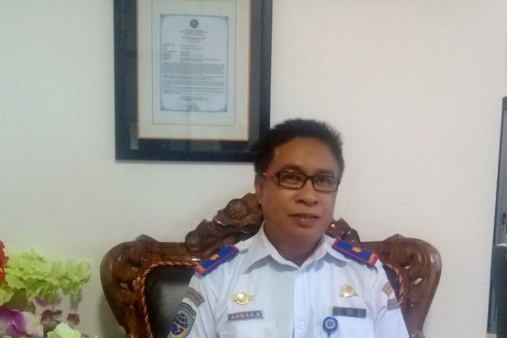 Jumlah penumpang di bandara Karel Sadsuitubun meningkat