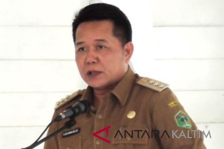 Mahakam Ulu prioritaskan pembangunan jalan dan jembatan