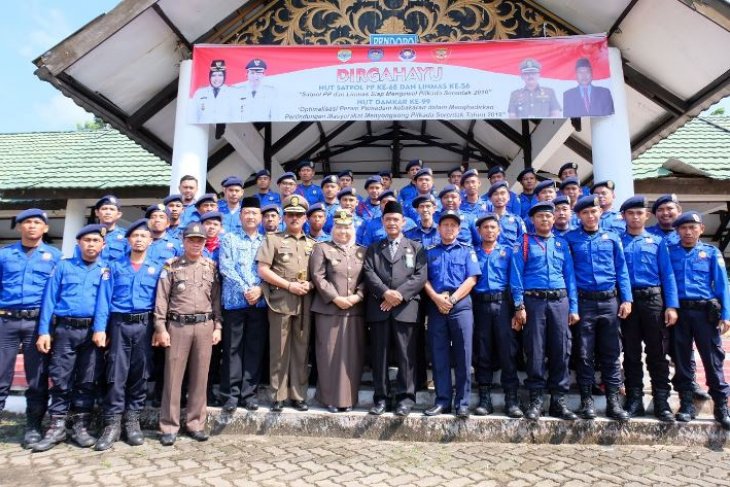 Bupati Masnah apresiasi kiprah petugas pemadam kebakaran