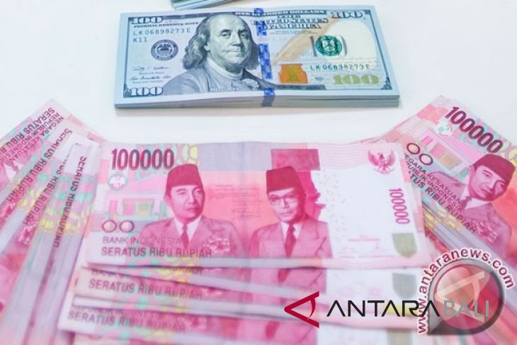 Pergerakan rupiah masih dibayangi kenaikan bunga The Fed