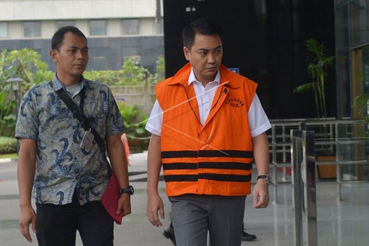 KPK perpanjang penahanan Fayakhun Andriadi