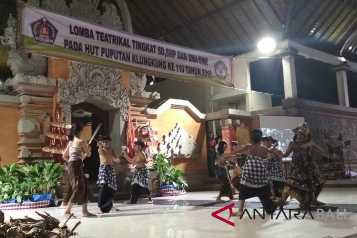 Ratusan peserta