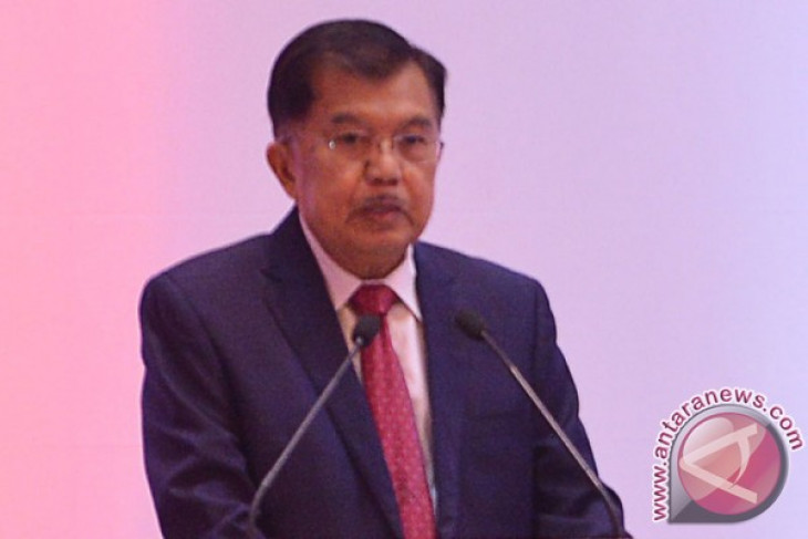 Jusuf Kalla berbuka puasa bersama anggota Dewan Mesjid Indonesia