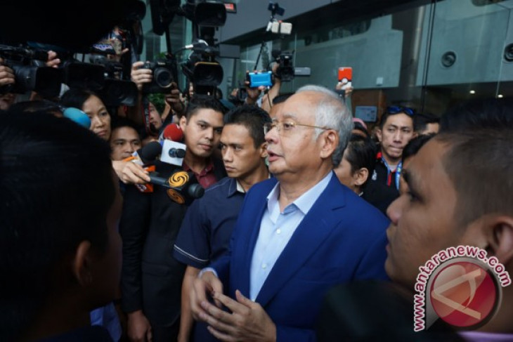 Najib Razak ditangkap