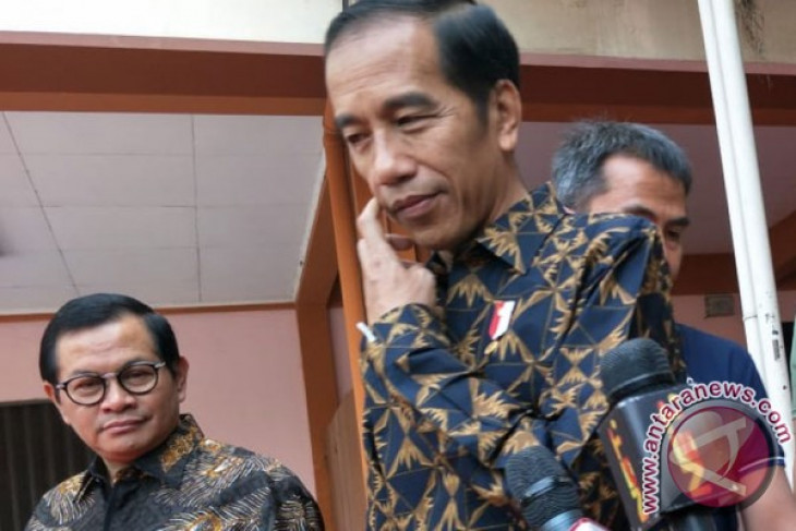 Jokowi masih atur pertemuan dengan Amien Rais