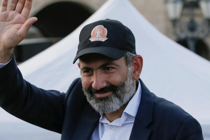 Pemimpin unjuk rasa Armenia Pashinyan jadi PM