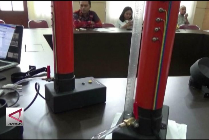 Sipendil, pengontrol bahaya longsor