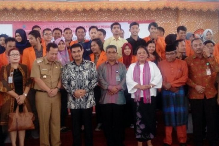 Wabup Muarojambi: budayakan gemar membaca