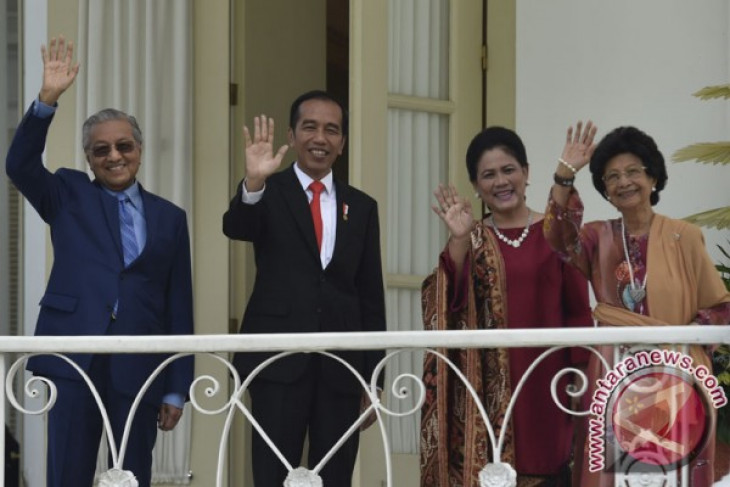 Kedekatan Jokowi-Mahathir bawa dimensi baru hubungan Indonesia-Malaysia