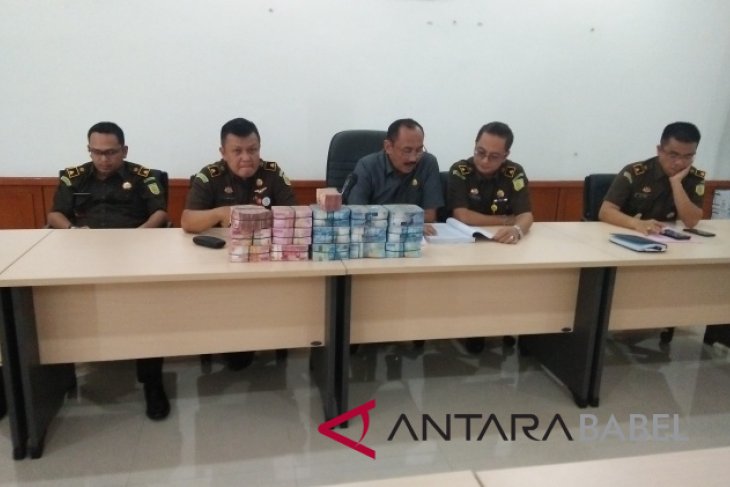 Kejari Pangkalpinang terima uang denda Rp1,1 miliar