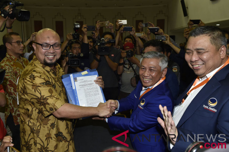 Anggota DPR berjanji perjuangkan air bersih warga