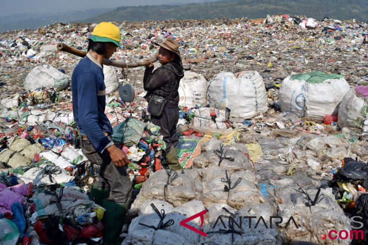 Tarif pembangkit listrik sampah tergantung volume