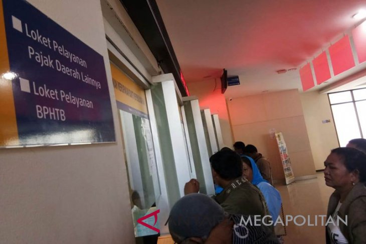 Perolehan pajak di Bekasi capai 63 persen
