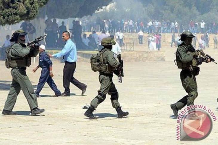 Orang Palestina ditembak di pos pemeriksaan militer Israel