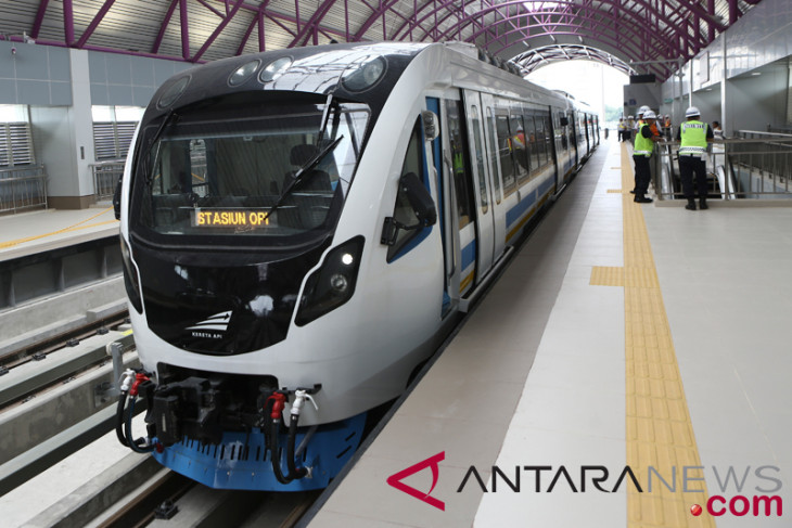 Light Rail Transit (LRT) of Palembang is ready to serve Asian Games participants. Image: ANTARA FOTO/Nova Wahyudi