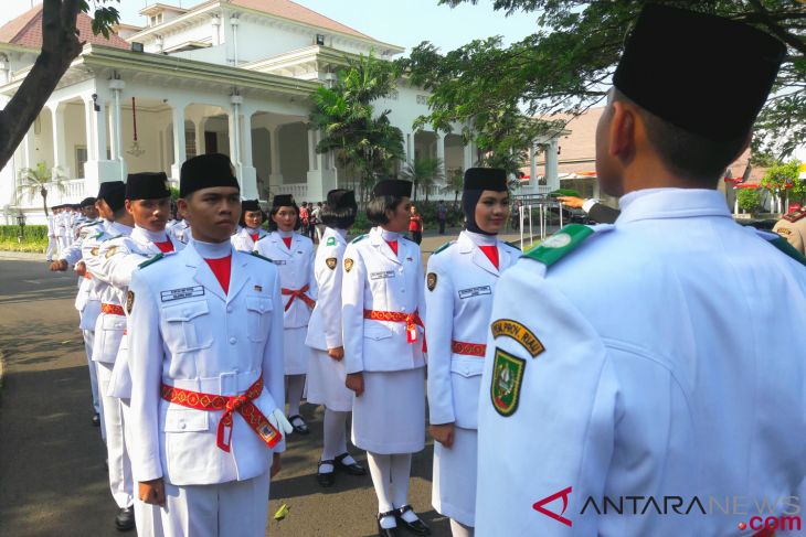 Pembawa baki Bendera Pusaka ditentukan hari H