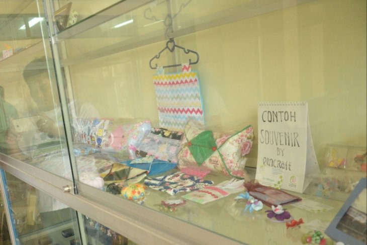 Produk khas UMKM mengisi pasar tradisional Bekasi