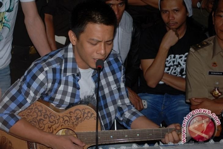 Kata Ariel Soal Praperadilan Kasus Pornografinya Dengan Luna Maya