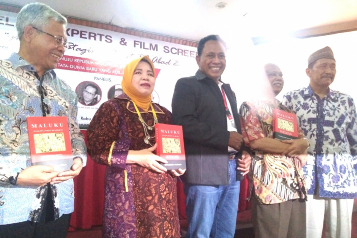 Komarudin  optimistis Indonesia dapat menjadi negara adidaya