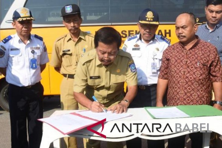 Pemprov Babel terima bus sekolah CSR BPL