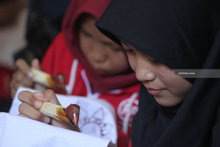 Smn Sumsel Belajar Batik Di Madura Antara News Jawa Timur