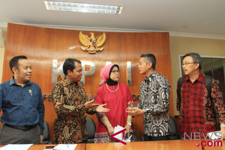 Parpol tetap didesak coret caleg bekas napi korupsi