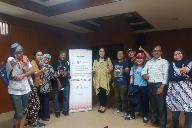 Sekelumit cerita media center Sidang Umum ICW