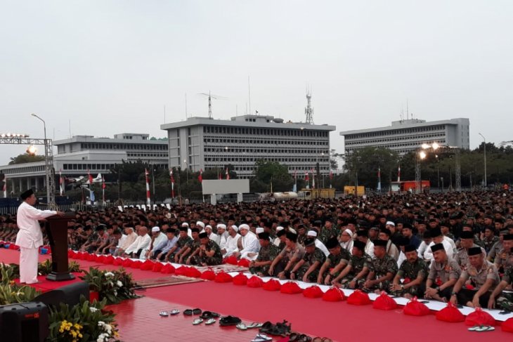 Ribuan prajurit TNI-Polri ikuti Tablig Akbar
