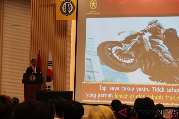 Presiden Jokowi beri kuliah umum di Universitas Hankuk Seoul
