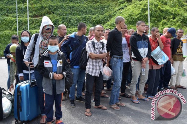 Menlu RI, Korsel diskusikan perlindungan pekerja migran Indonesia