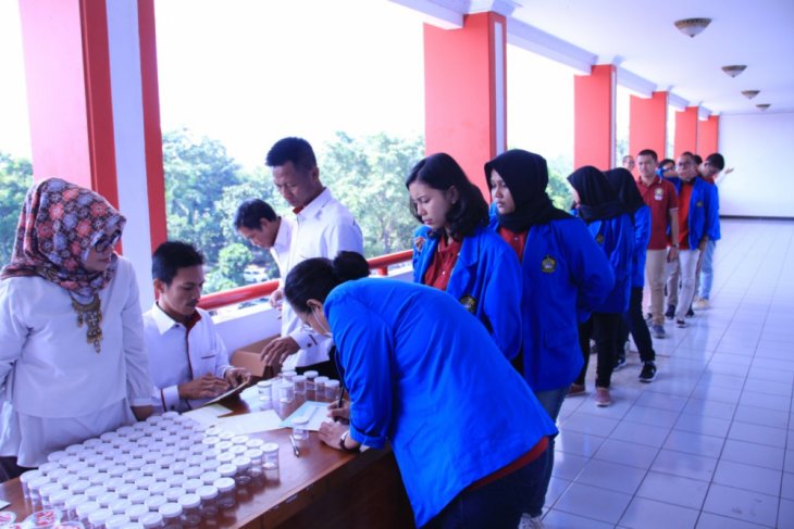 Universitas Pancasila lakukan tes urine bagi mahasiswa baru