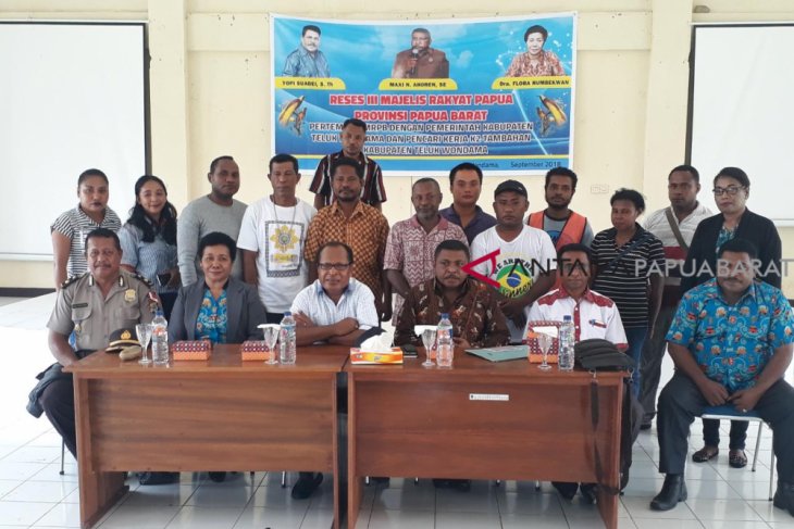 Kesejahteraan guru Paud di pedalaman Wondama memprihatinkan