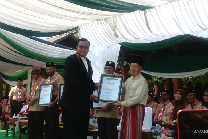 Dua ribu santri pengiring