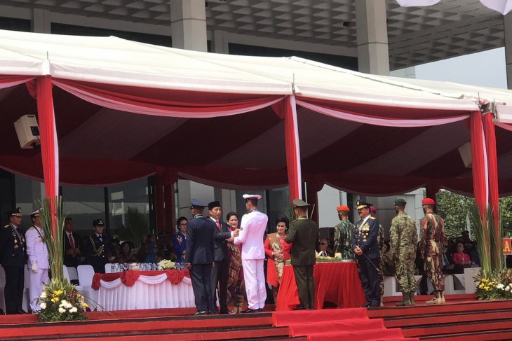 Presiden atas nama rakyat berterima kasih pada TNI