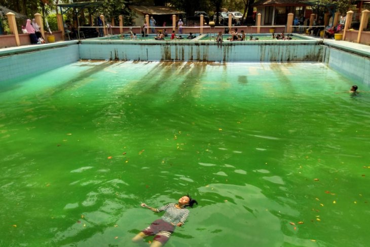 Wisata Tuban Kolam Ikan - InfoAkuakultur.com