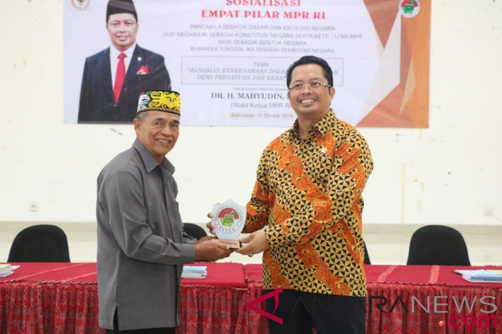 Mahyudin tegaskan Pancasila jalan tengah untuk persatukan bangsa