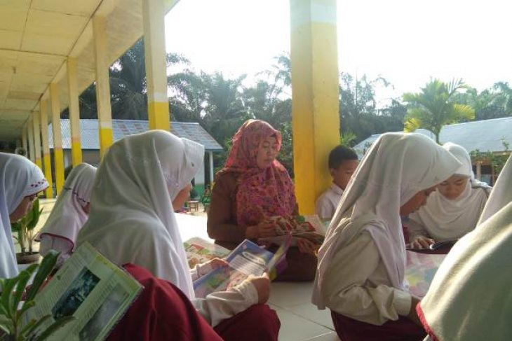 Warga Tanjung Benanak Jambi kian peduli pendidikan